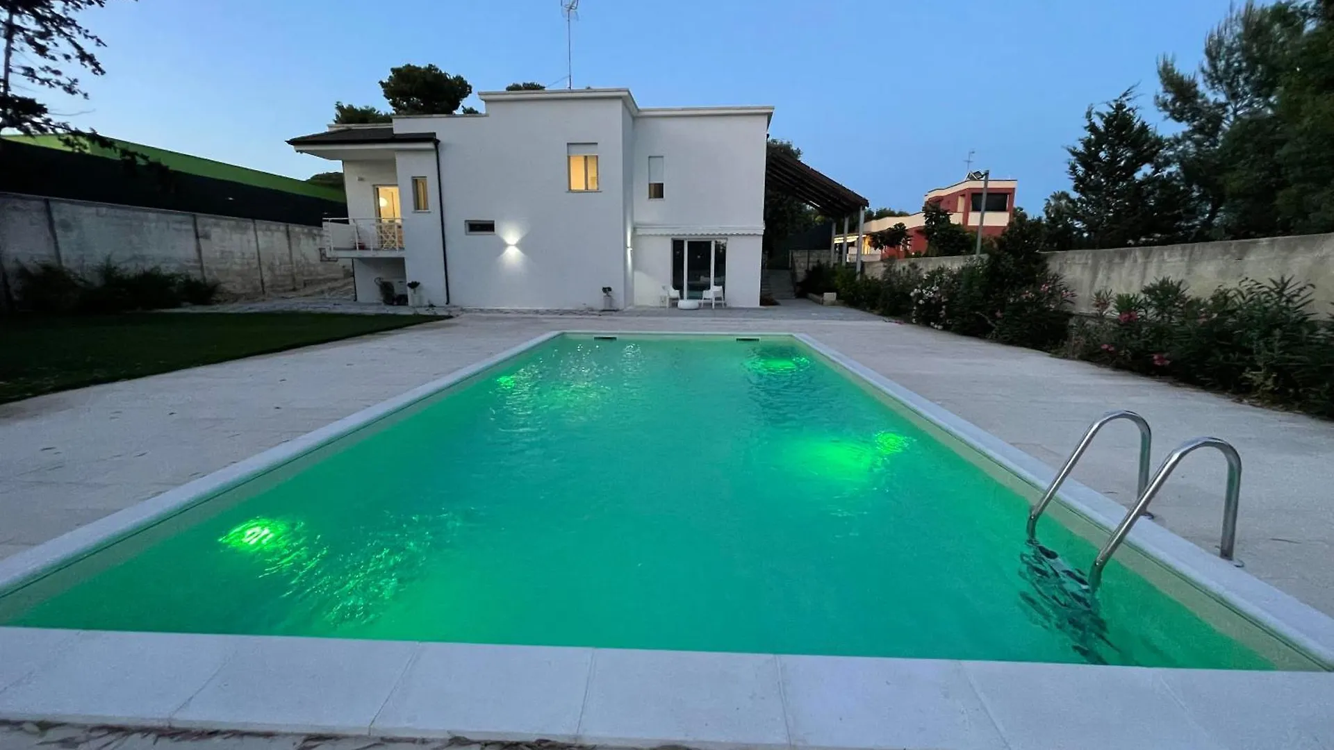 B&B Tempi Nuovi Lecce 0*,